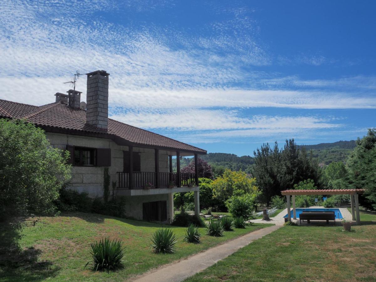 Espectacular Casa Con Piscina En Allariz Bagian luar foto