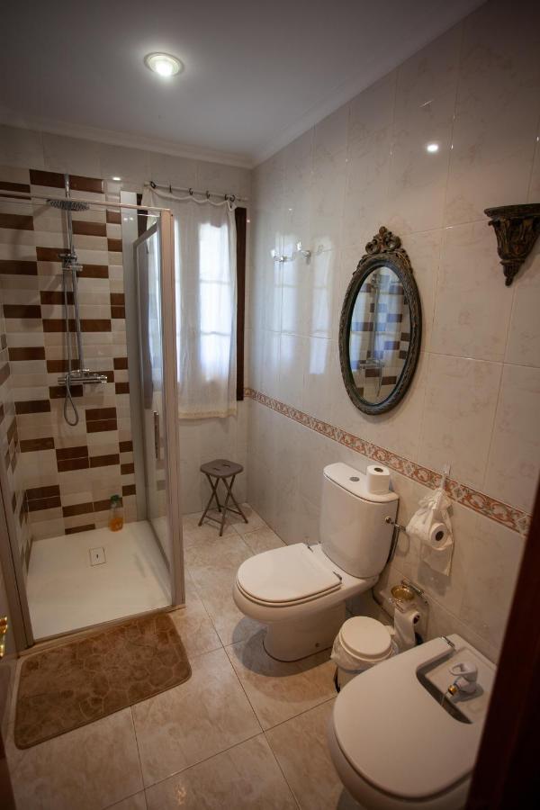 Espectacular Casa Con Piscina En Allariz Bagian luar foto