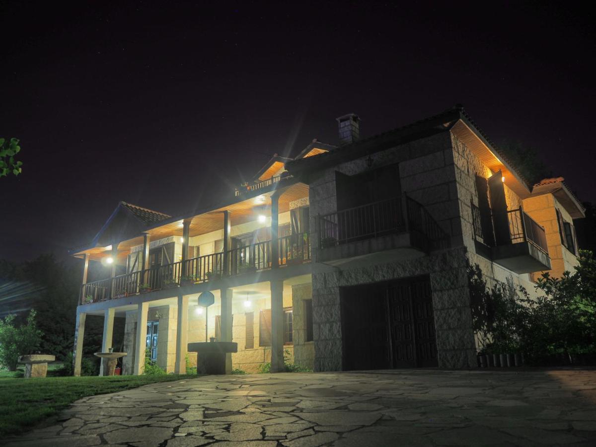 Espectacular Casa Con Piscina En Allariz Bagian luar foto