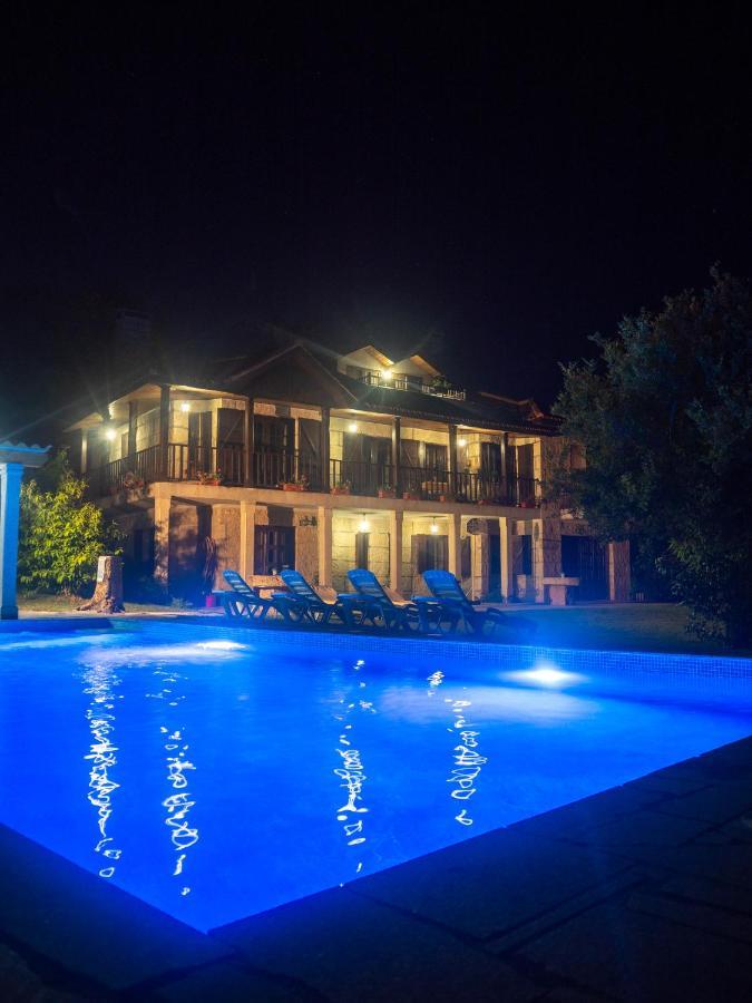 Espectacular Casa Con Piscina En Allariz Bagian luar foto